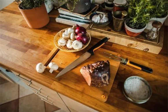 Porcovací nůž, 21 cm, FISKARS 1057539 Functional Form Nakupujte Hned