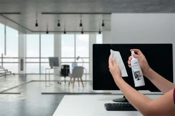 Čisticí sprej na monitory Screenclean® Fluid, 250 ml, DURABLE 578219 Výhodná Nabídka
