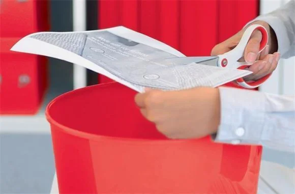 Nůžky Wow Titan, červená, 20,5 cm, LEITZ 53192026 Bezpečná Platba